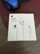 Apple EarPods with Lightning Connector In Ear Canal Headset - White