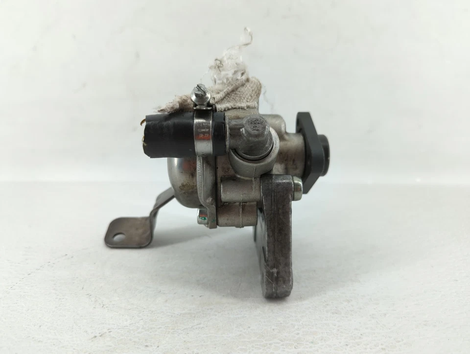 Bomba de columna de dirección asistida BMW 330i 2002 OEM C4KJJ Foto 2 de 4