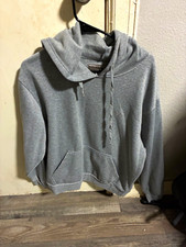 alo Men s Gray Pullover Hoodie Size L Logo Kangaroo Pocket Drawstring