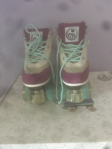 BTFL Roxy Rollschuhe Rollerskates Gr: 35 neu in Karton - Bild 2 von 6