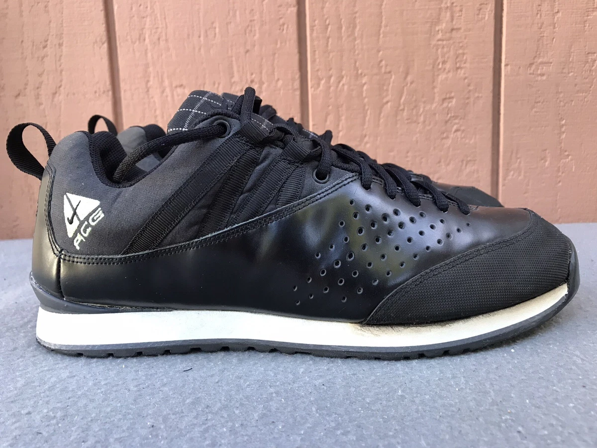 RARE EUC Nike ACG Air Okwahn Men US 10 Low Sneaker Black Shoes