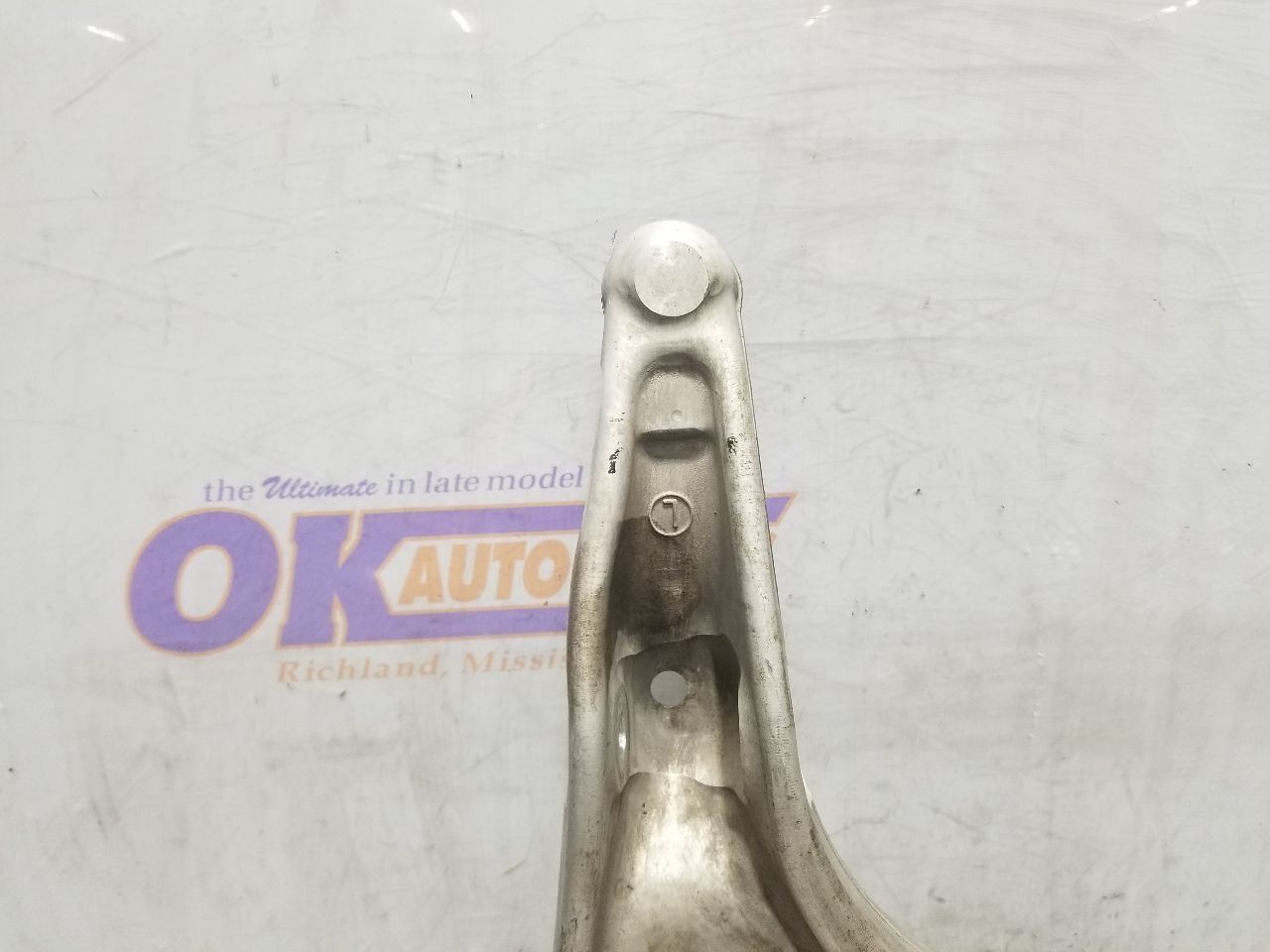 Maserati Levante 2022-2022 FRONT+LEFT+LOWER Control arm
