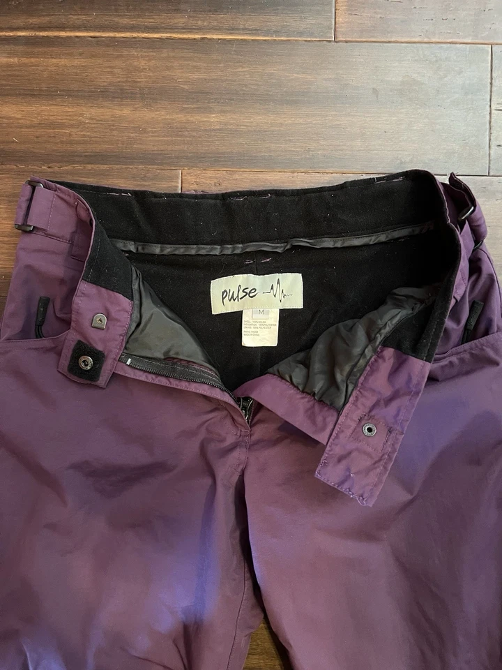 Pantalones de nieve Pulse para mujer TALLA MEDIANA púrpura aislados Foto 4 de 4