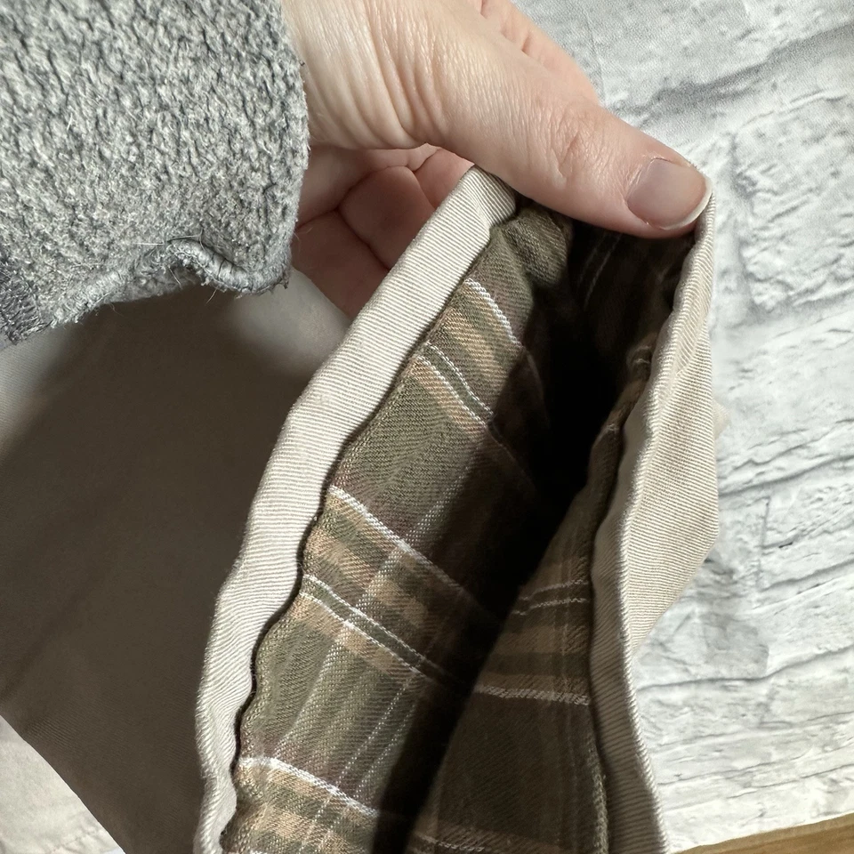 PREOWNED L.L. BEAN VINTAGE FLANNEL LINED KHAKI PANTS WOMENS 6 PETITE ADJUSTABLE - Image 2 of 4