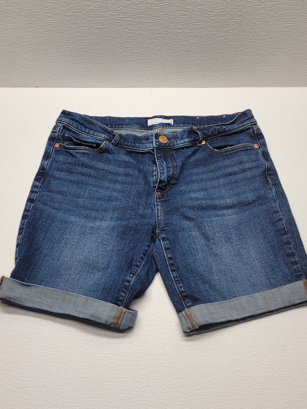 LOFT Denim Jean Shorts 10/30 Dark Wash Rolled Cuff Womens Mid Rise NWOT
