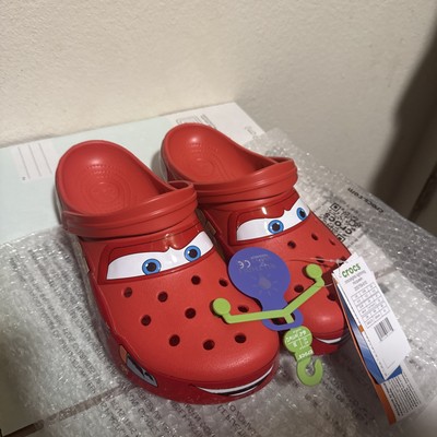 Men s Size 12 Disney Pixar Lightning McQueen Light Up Crocs Cars 205759-610 