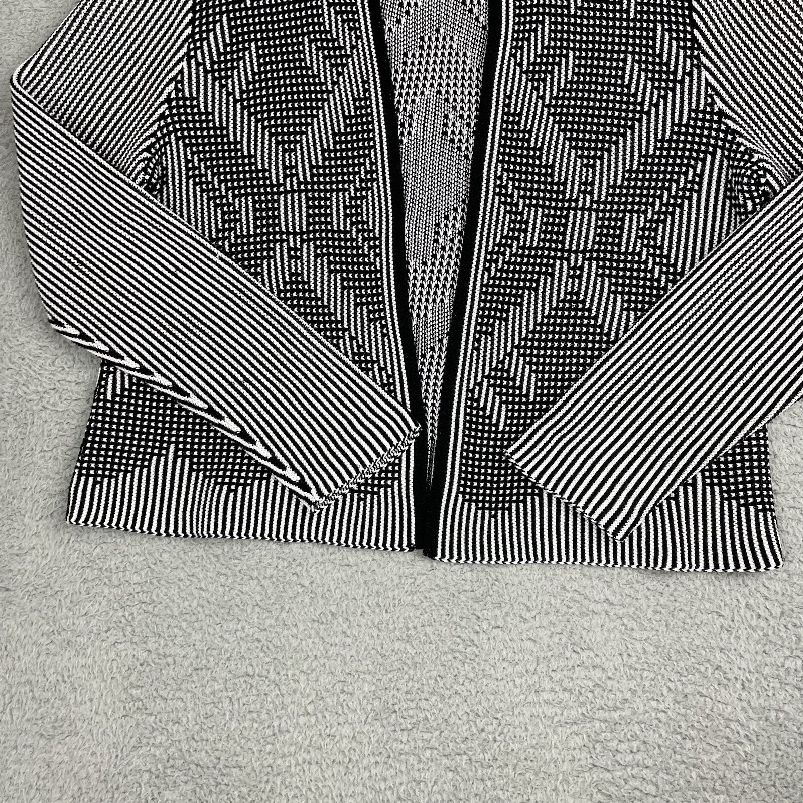 Picture 5 of 19