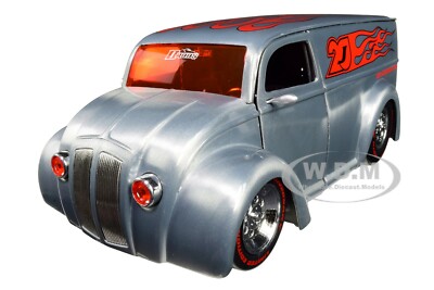 DIV CRUIZER VAN METAL RAW W/MOSAIC TILE 20TH ANNIVERSARY 1/24