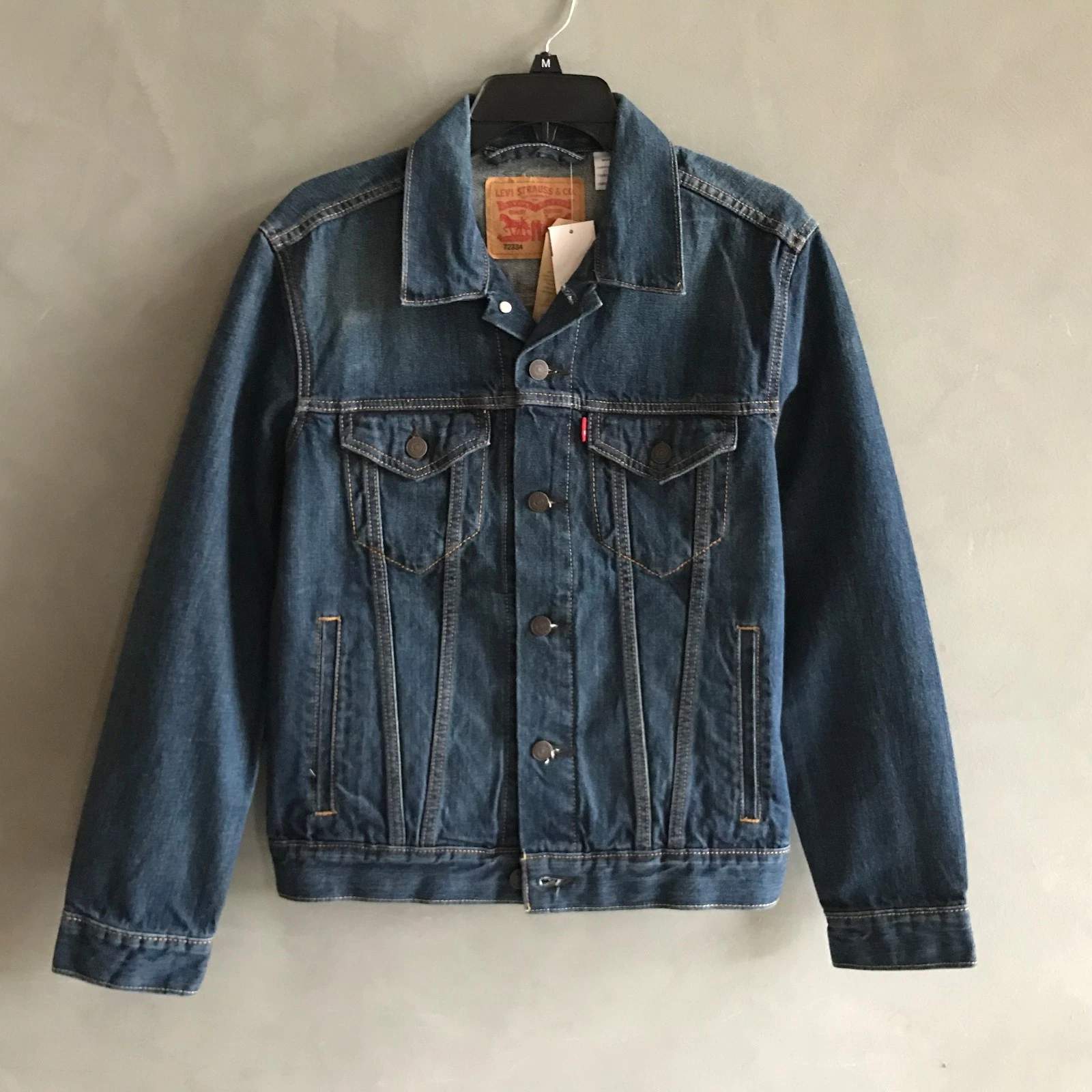 NWT Levi's Men's Full Button Denim Jean Original Trucker Jacket Size Small NEW