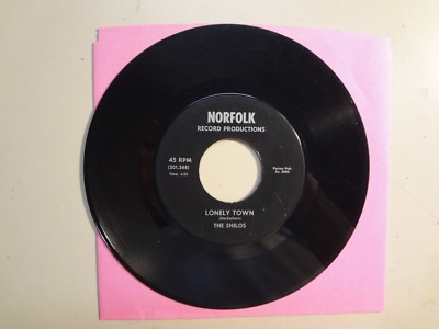 SHILOS: Lonely Town-Cause I Love You-U.S. 7'' 4-67 Norfolk Record Prod. 201,268/9