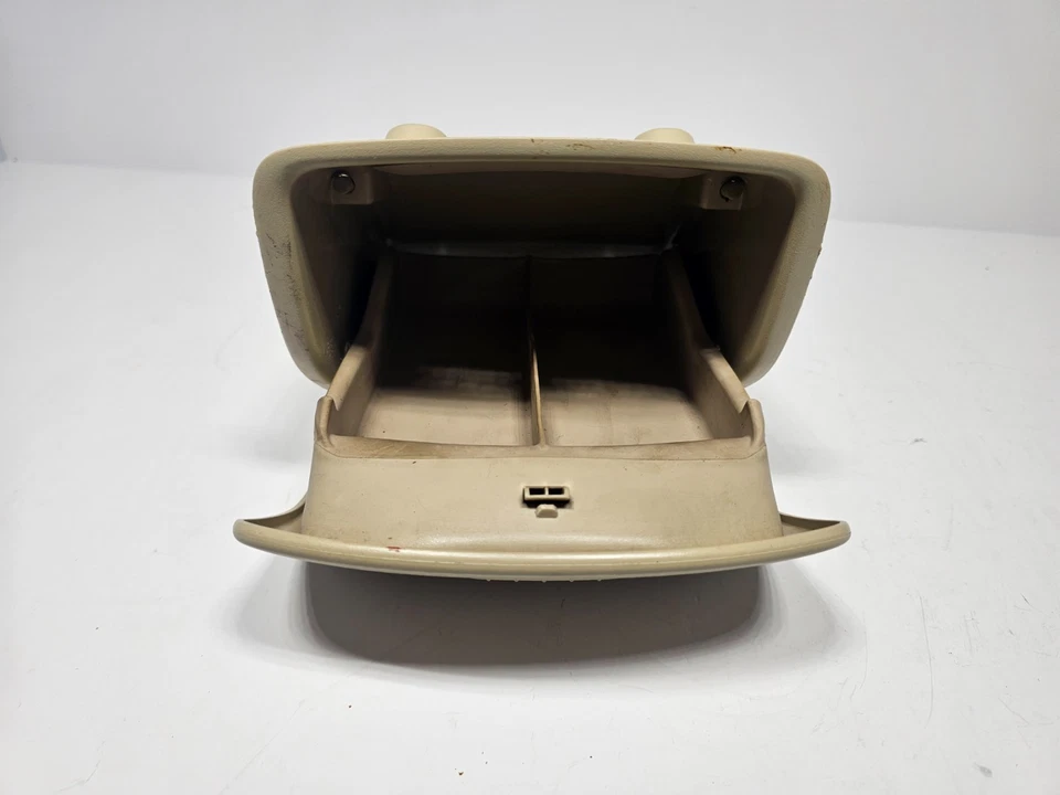 Caja de almacenamiento para gafas de sol de techo Volkswagen Beetle 98-10 crema ICO868839C3PT Foto 2 de 4