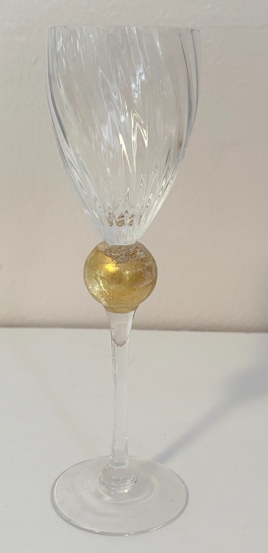 Vintage Union Street Glass gold wine glass (claret?) - signed from 1995.