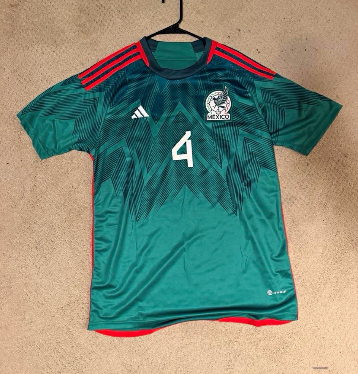 adidas Mexico National Team E. Alvarez #4 Men’s L Soccer Jersey Green/Red