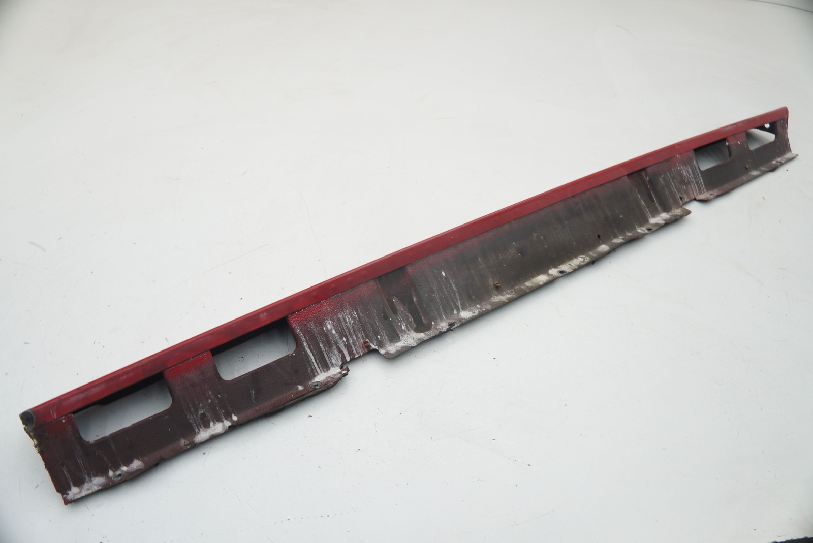 Front Bumper Cover Upper Trim Body Panel Red 62550400 OEM Ferrari Mondial 1985