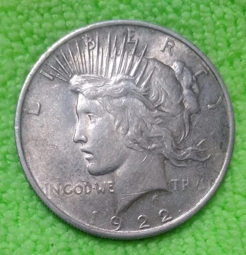 1922 P SILVER PEACE DOLLAR UNCIRCULATED