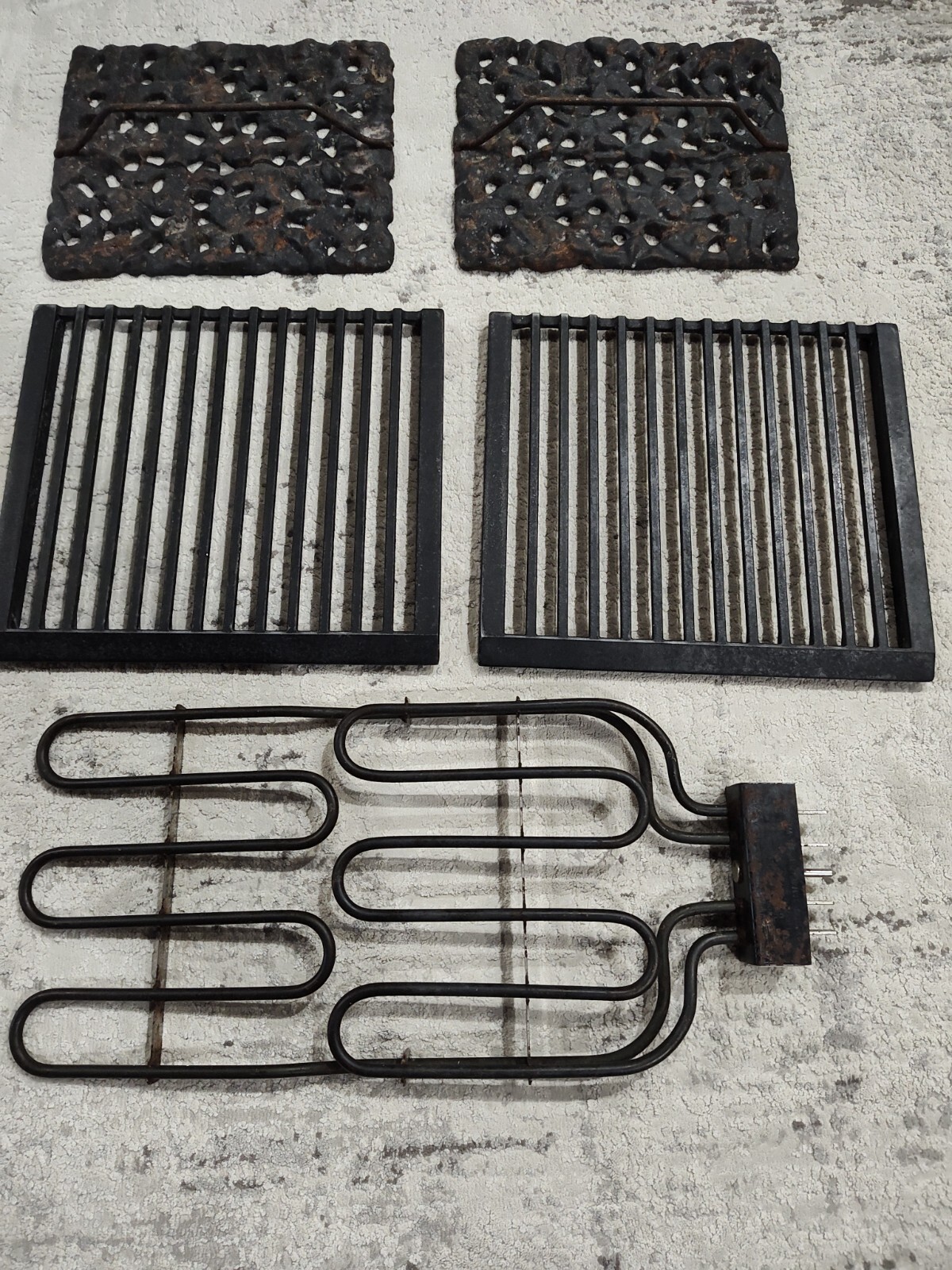 Jenn-Air CVE427 Range Grill Set with Dual-Coil Element 2 Grates and Lava Rock Plates
