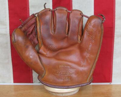 Vintage 1950s Wilson Leather Baseball Glove American Player Mitt