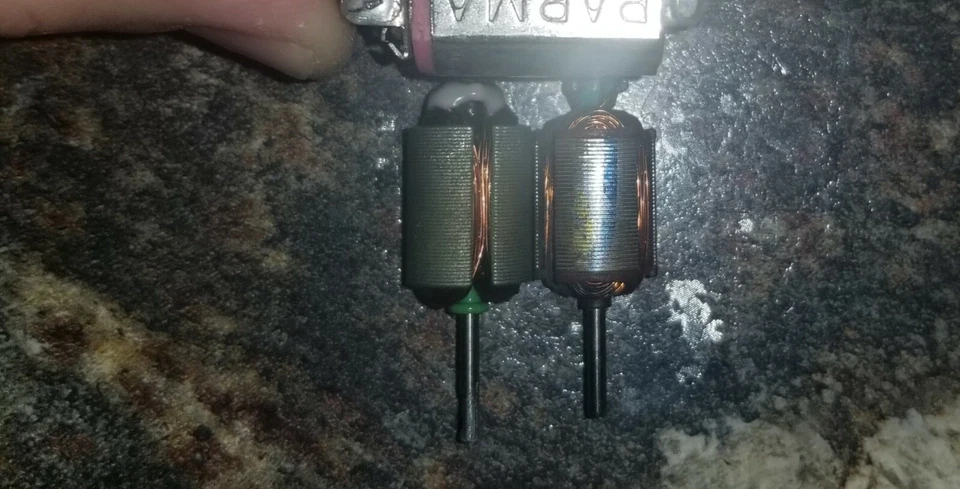 DPR Outlaw 16-D Estilo Escala 1/24 Ranura Coche Soporte Motor de Arrastre Foto 3 de 4