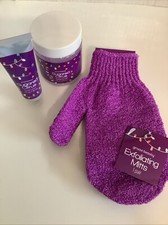 Groovi Beauty Bundle 3pcs Hand Cream,Exfoliating Mitts  Scrub 