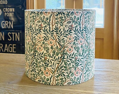 MADE TO ORDER LAMPENSCHIRM WILLIAM MORRIS SWEET BRIAR STOFF