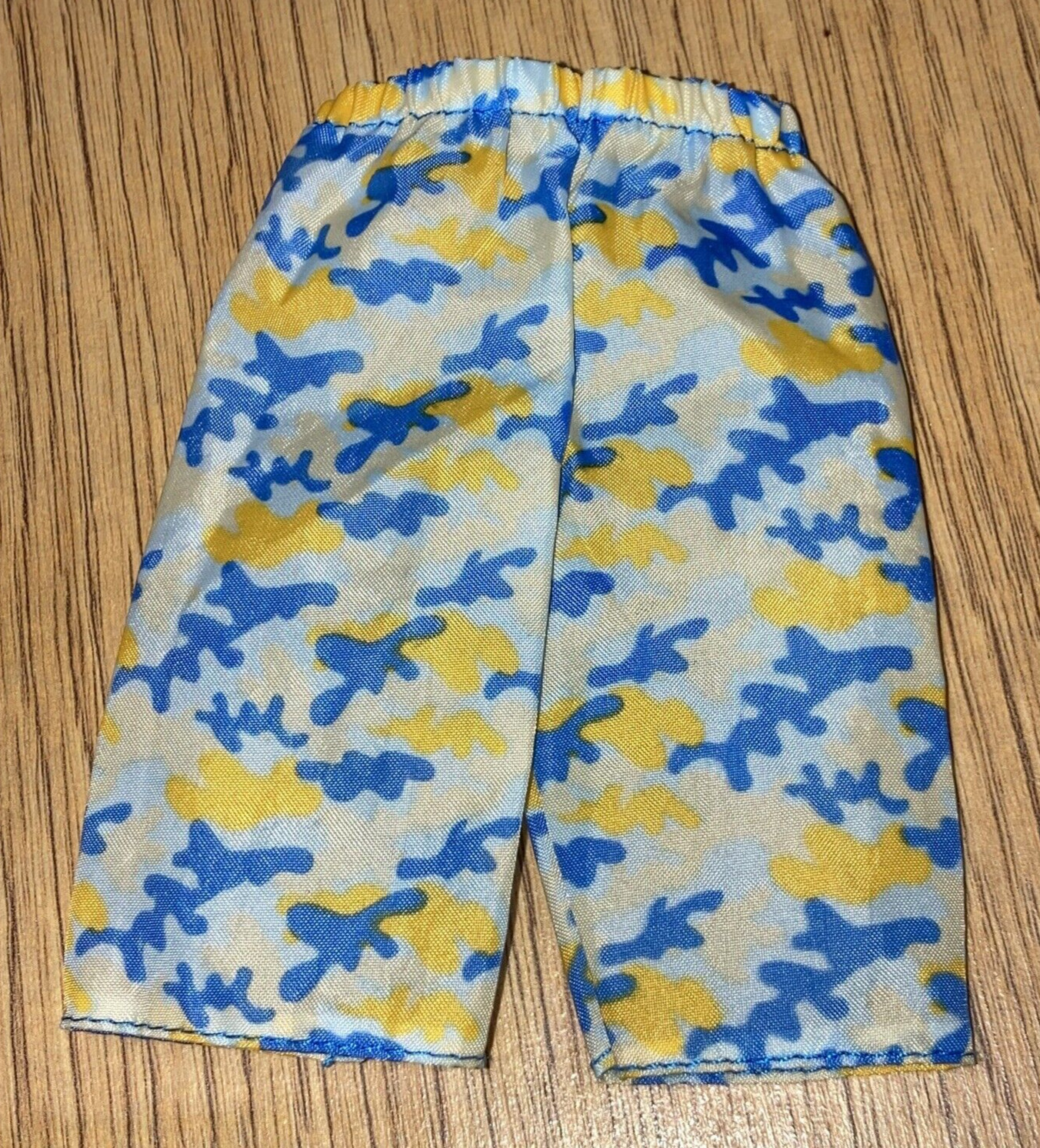 Vintage Mattel KEN Barbie Boyfriend Sports/Beachwear, Shorts & 2 X Tops 6