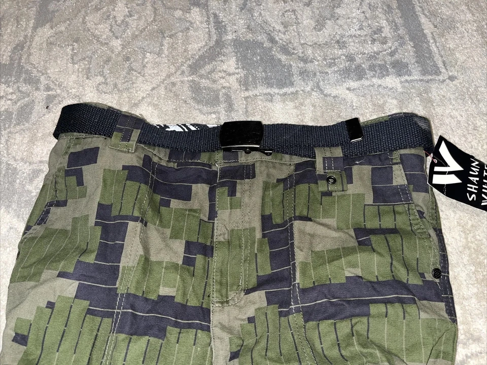 Nuevos Pantalones Cortos Shaun Blancos Juveniles Talla 16 Verde Negro Bolsillos Carga Cintura Ajustable Niños Foto 2 de 4