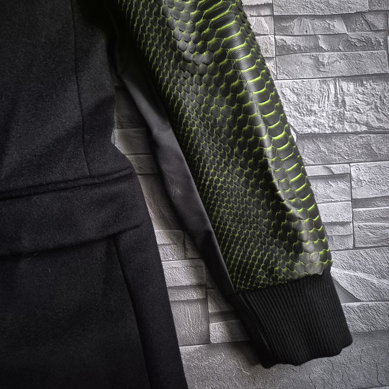 PHILIPP PLEIN WOOL LONG COAT WITH PYTHON SLEEVES / LIMITED EDITION / 50 / NEW / image 6