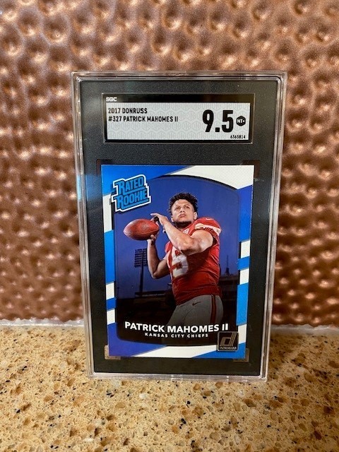 2017 Donruss Patrick Mahomes Rookie SGC 9.5