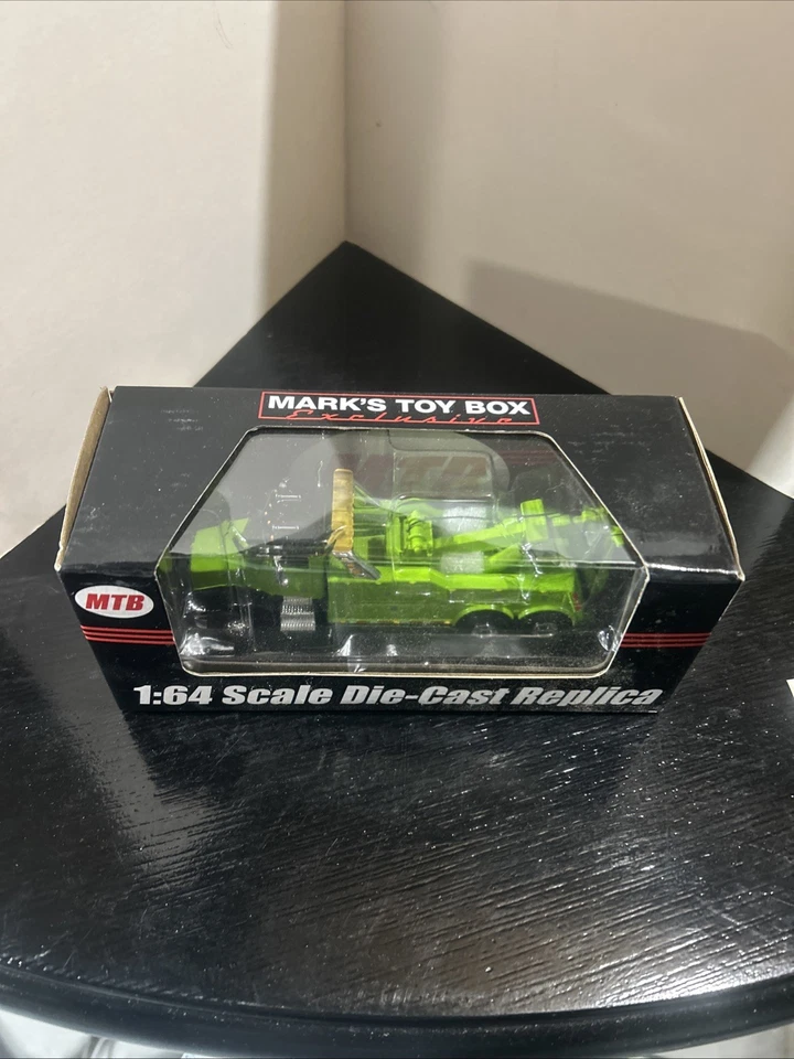New In Box 1/64 MTB Green Spec Cast Peterbilt Wrecker Tow Truck “Marks Toy Box” - Image 4 of 4