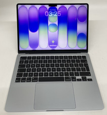 MacBook Air (2025) A3240 13.6" M4 Chip 16GB RAM & 256GB SSD in Superb Condition