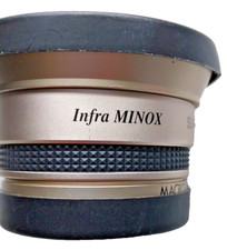 Infra Minox Super Wide obiettivo macro 0,42x AF digitale, con custodia in pelle