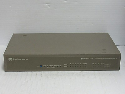 BAY NETWORKS BAYSTACK 30F FAST ETHERNET MEDIA CONVERTER 30 950-00213-A / V2.0