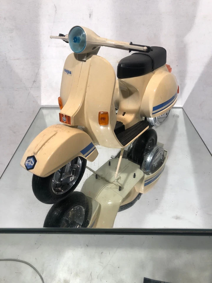 Modellino Vespa Px Piaggio - Immagine 4 di 4