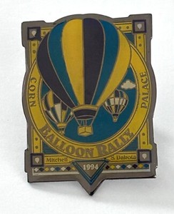 Corn Palace Hot Air Balloon Rally Mitchell S Dakota 1994 Souvenir Pin Badge