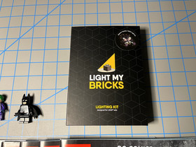 LEGO DC Comics: The Tumbler (76023) w/ light kit & Batman w/ Bat Pod 100% cmplt