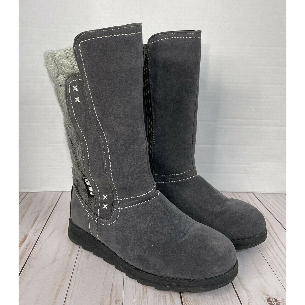Mukluks Women’s Size Gray Faux Suede Acrylic Knit Mid Calf Winter Boots