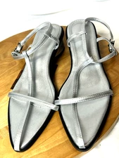Elegant Women's Sliver UNI'DSN Dress Sandles Size 8