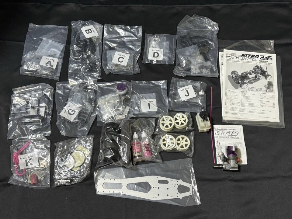 Vintage MUGEN SEIKI MTX-2 1/10 Nitro with Novarossi MT12 Engine Made in Japan - Image 3 of 4