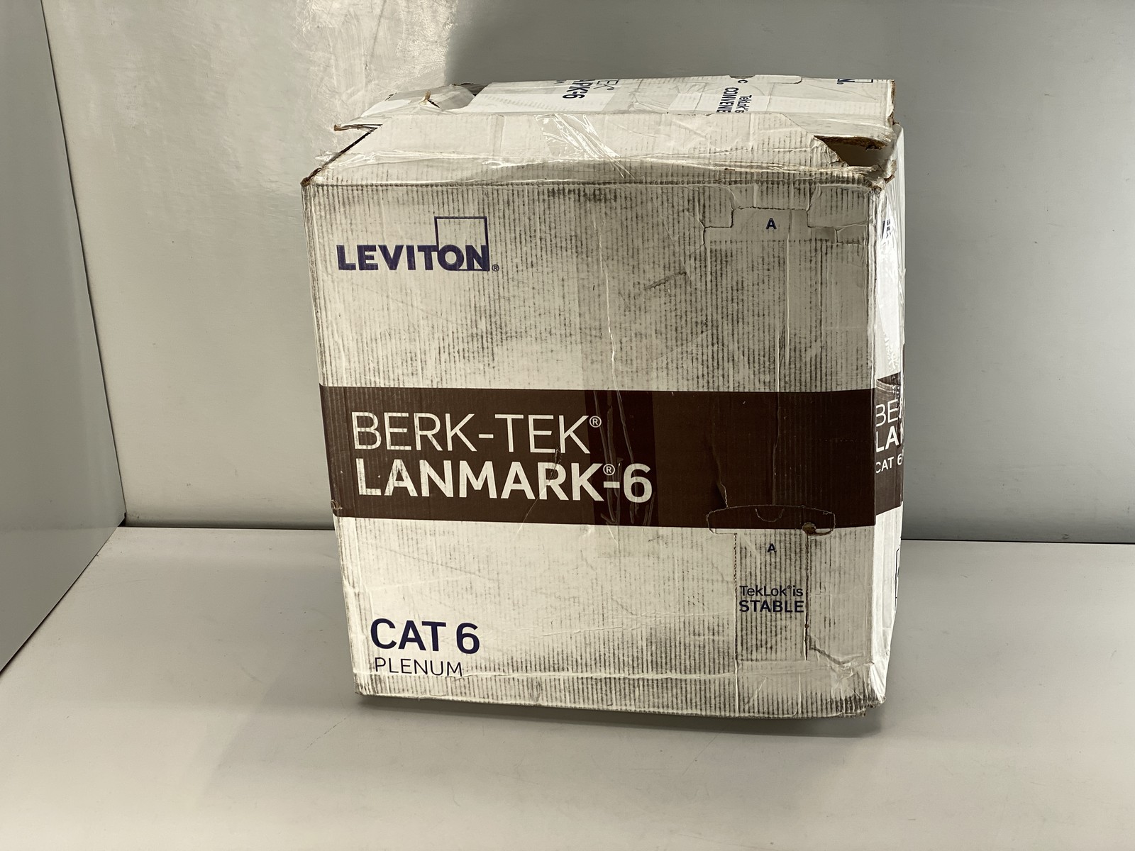 Red Plenum Berk-Tek LANmark-6 Cat6 Plenum CMP UTP Ethernet Cable - 1000ft | eBay