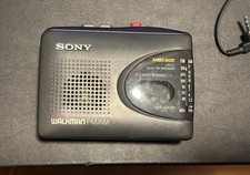 Sony Walkman WM GX382 Megabass Radio Cassette Tape Player AM/FM Stereo Working
