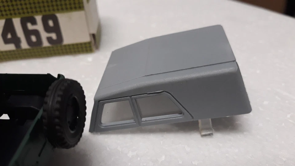 Modellino Fuoristrada Russo JA3-469 1:43 vintage - Immagine 4 di 4