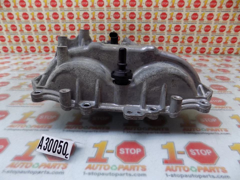 2017-2022 GMC CANYON RIGHT SIDE VALVE COVER 12690196 OEM - Image 3 of 4