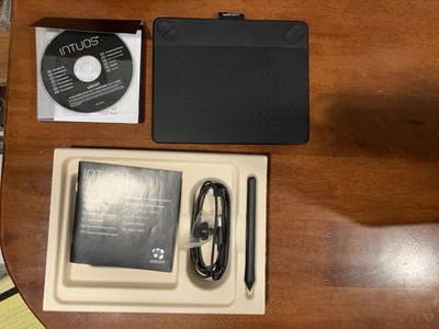 Wacom Intuos Pen & Touch Drawing Tablet CTH-490AK/ Free Shipping & MB Guarantee