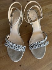 Jewel Badgley Mischka  Jarrell Heeled Sandal Sparkle Gold Size: 7.5