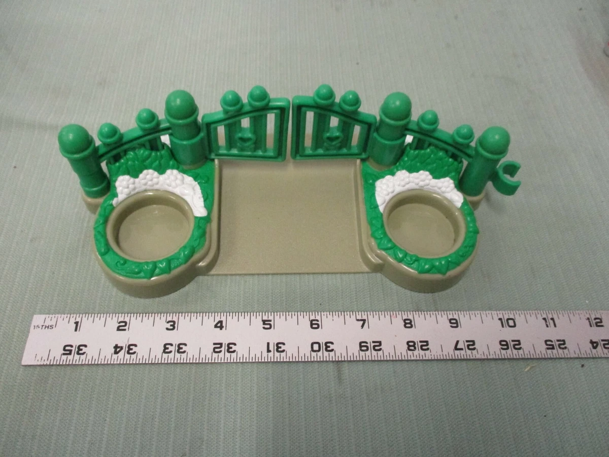 Fisher price gate clearance toy