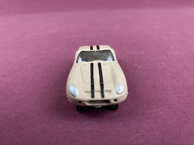 【激レア】【ヴィンテージ】ミニカー トラック　オーロラファーラーシュコー社 Vintage Aurora T-Jet HO Scale Ferrari 250 Slot Car Tan (#3 Chassis