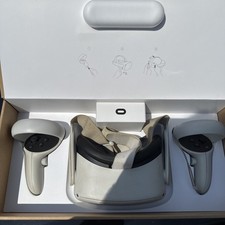 Meta Quest 2 Virtual Reality Headset 256GB Good Condition