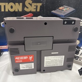 Console Nintendo NES Action Set Boxata Ottime Condizioni