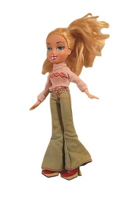 2001 MGA Bratz Doll Chloe Blonde Long Hair Blue Eyes Pants Boots Sweater
