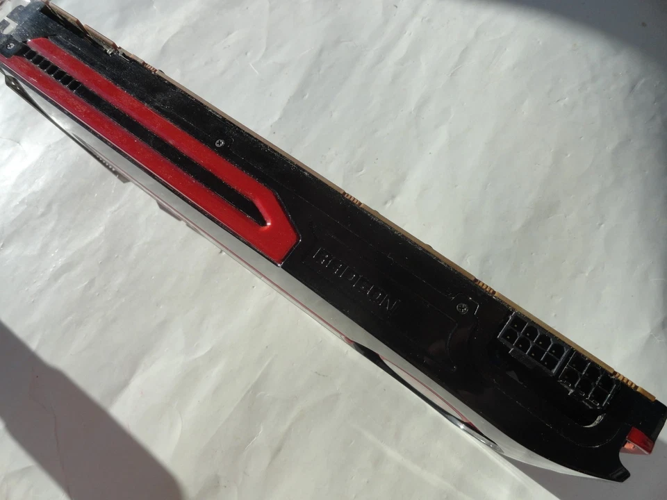 AMD Radeon Sapphire HD 7970 3GB GAMING Video Graphics Card HDMI DVI - 2X mDP - Image 3 of 4